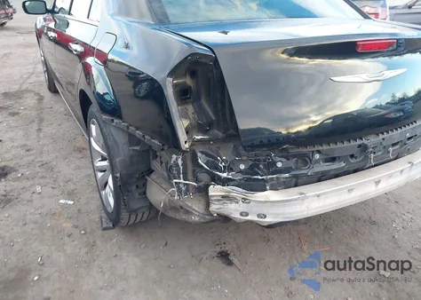 2019 Chrysler 300 Limited z USA, uszkodzony, nr VIN 2C3CCAEGXKH528244